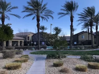 Photo #6: 2371142 Listing