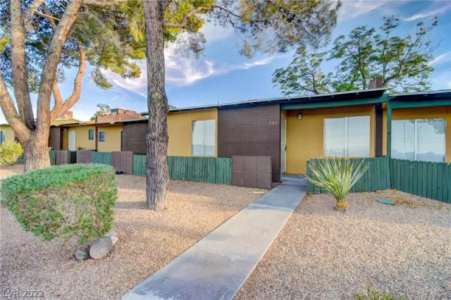 MLS: 2371155 Condo For Sale