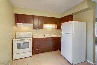 Photo #3: 2371155 Listing 