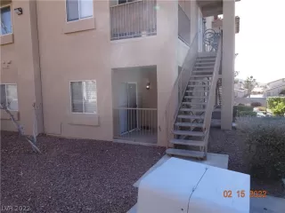 Photo #1: 2371157 Listing 