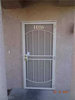 Photo #3: 2371157 Listing 