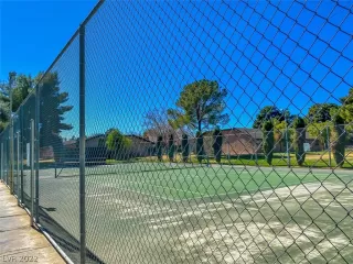 Photo #3: 2371217 Listing 