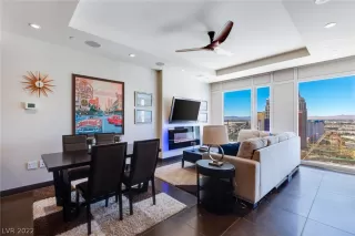 Photo #6: 2371270 Listing 