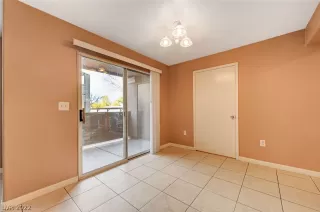 Photo #6: 2371292 Listing