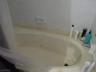 Photo #4: 2371316 Listing 