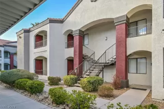 Photo #1: 2371374 Listing 