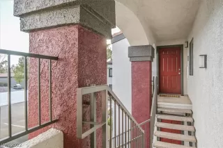 Photo #2: 2371374 Listing 