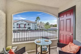 Photo #4: 2371374 Listing 