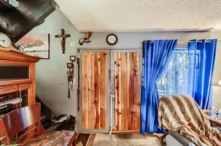 Photo #2: 2371404 Listing 