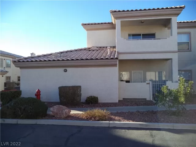 MLS: 2371423 Condo For Sale
