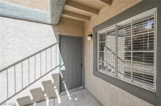 Photo #3: 2371464 Listing 