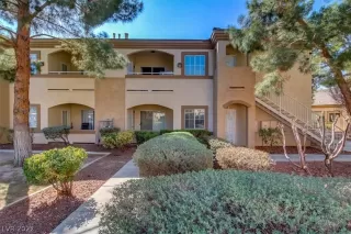 Photo #1: 2371487 Listing