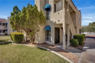 Photo #1: 2371503 Listing