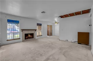 Photo #3: 2371503 Listing