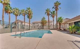 Photo #1: 2371508 Listing