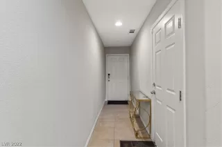 Photo #2: 2371558 Listing 