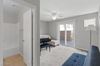 Photo #3: 2371558 Listing 