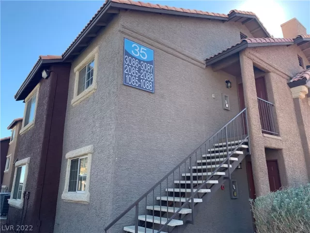 MLS: 2371644 Condo For Sale