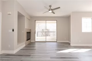 Photo #5: 2371686 Listing