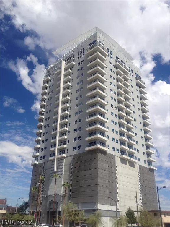 MLS: 2371790 Condo For Sale