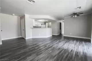 Photo #4: 2371855 Listing 