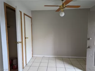 Photo #3: 2371892 Listing 