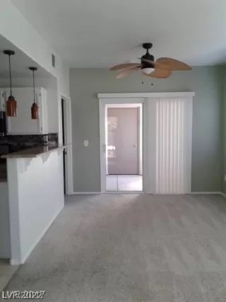 Photo #4: 2371909 Listing 