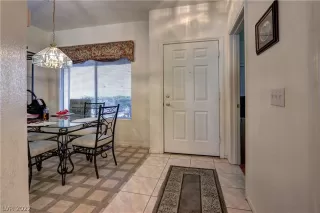 Photo #2: 2371932 Listing 