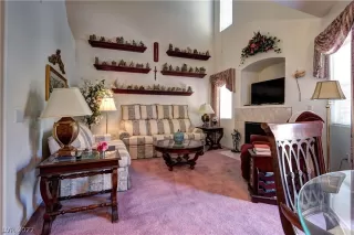 Photo #3: 2371932 Listing 