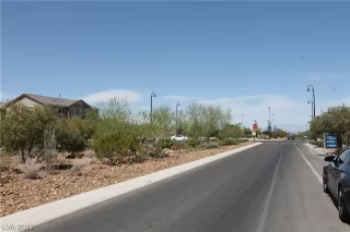 Photo #2: 2371953 Listing 