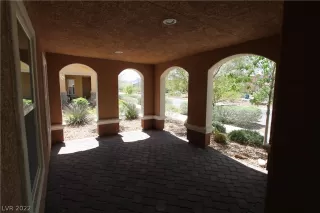 Photo #6: 2371953 Listing 