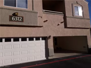 Photo #1: 2371999 Listing 