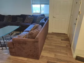 Photo #1: 2372045 Listing 