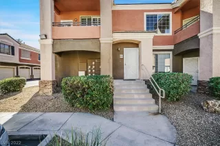 Photo #1: 2372051 Listing