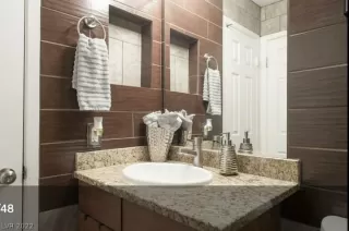 Photo #6: 2372059 Listing 