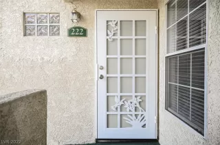 Photo #1: 2372120 Listing 