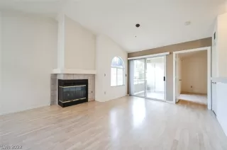 Photo #5: 2372120 Listing 