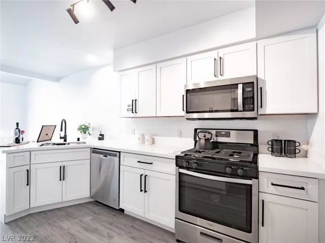 MLS: 2372151 Condo For Sale