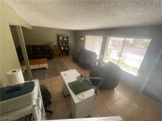 Photo #1: 2372153 Listing