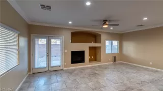 Photo #4: 2372174 Listing