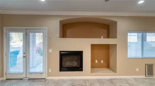 Photo #6: 2372174 Listing