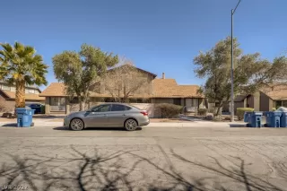 Photo #1: 2372214 Listing 