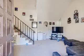 Photo #3: 2372214 Listing 