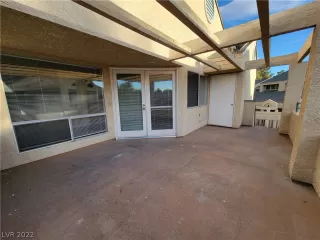 Photo #1: 2372253 Listing