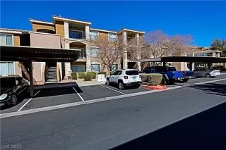 Photo #2: 2372263 Listing 