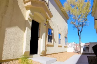 Photo #1: 2372267 Listing 