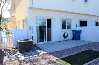 Photo #2: 2372267 Listing 