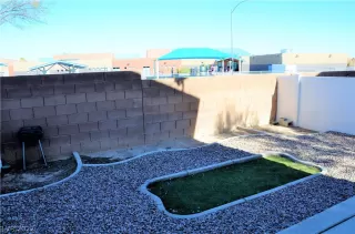 Photo #3: 2372267 Listing 