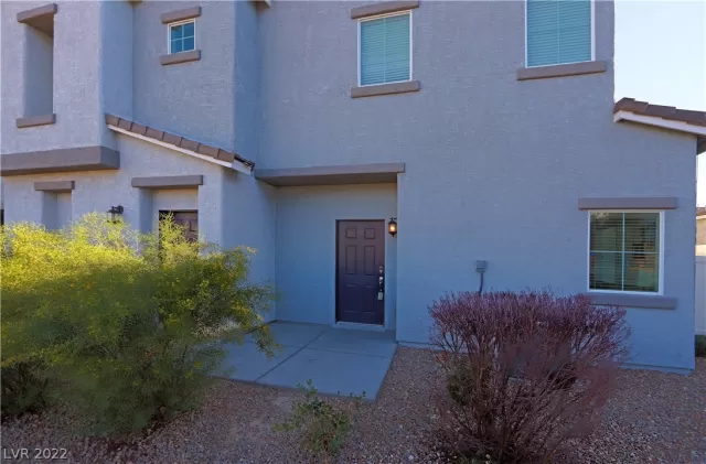MLS: 2372339 Condo For Sale
