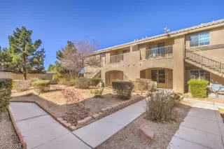 Photo #5: 2372363 Listing